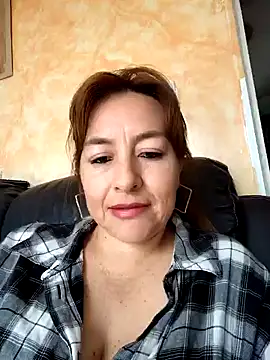 Snapshot of sussy_185 chatting on 02.08.25 sussy 185 online show from 02.08.25