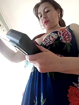 Snapshot of sussy_185 chatting on 11.18.25 sussy 185 online show from 11.18.25