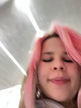 SuzieMurray online show from 01.28.25