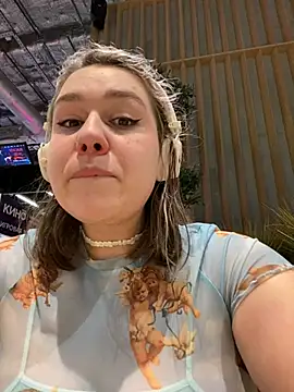 SuzieMurray online show from 02.21.25