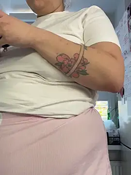 SuzieMurray online show from 10.21.25