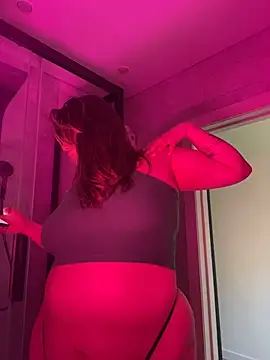 SuzieMurray online show from 04.10.26