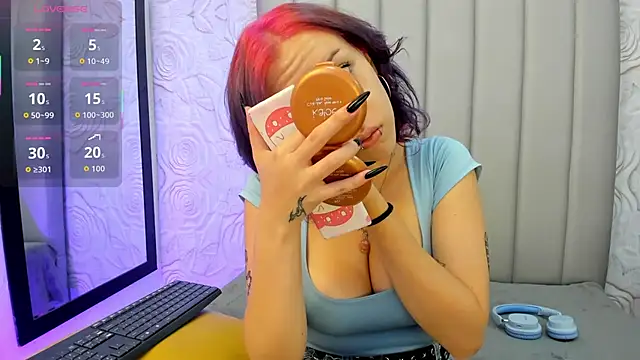 Snapshot of AlexaFoxy18 chatting on 02.24.26 AlexaFoxy18 online show from 02.24.26