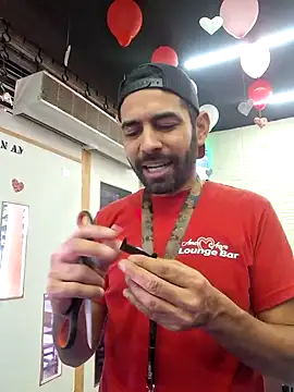 Snapshot of Alsaud1106 chatting on 02.13.25 Alsaud1106 online show from 02.13.25