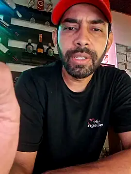 Snapshot of Alsaud1106 chatting on 03.22.25 Alsaud1106 online show from 03.22.25