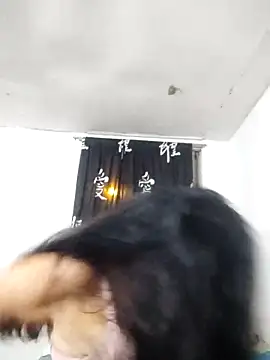 Snapshot of RocioColombia chatting on 03.15.25 RocioColombia online show from 03.15.25