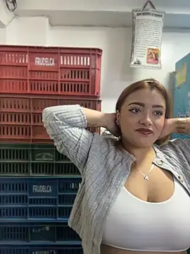 Snapshot of Tatiana_O chatting on 05.19.26 Tatiana O online show from 05.19.26