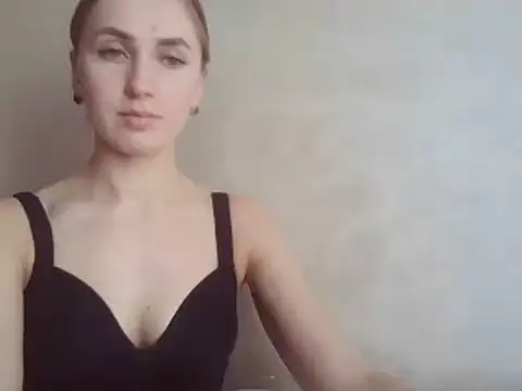 CaitlinaJayne23 online show from 02.15.25