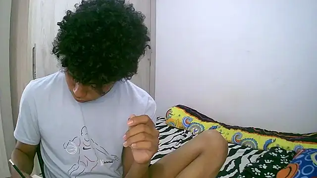 Snapshot of sexy_diamante_ chatting on 10.26.25 sexy diamante online show from 10.26.25