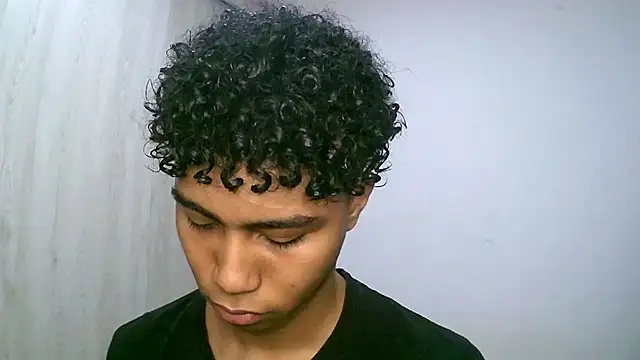 Snapshot of sexy_diamante_ chatting on 11.02.25 sexy diamante online show from 11.02.25