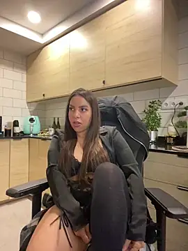 brazilianbbinuk online show from 11.13.25