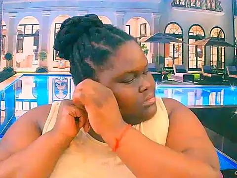 EbonyHotBuns online show from 11.26.25