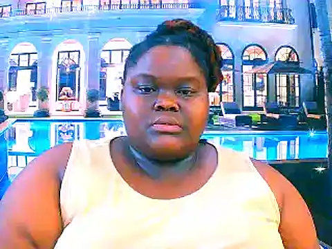 Snapshot of EbonyHotBuns chatting on 02.01.26 EbonyHotBuns online show from 02.01.26