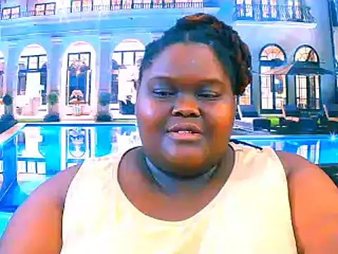 Snapshot of EbonyHotBuns chatting on 02.02.26 EbonyHotBuns online show from 02.02.26