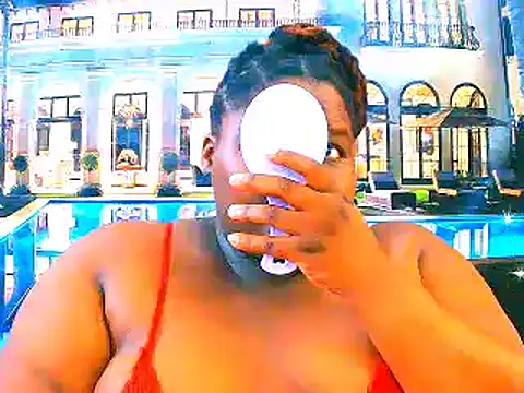 Snapshot of EbonyHotBuns chatting on 02.08.26 EbonyHotBuns online show from 02.08.26