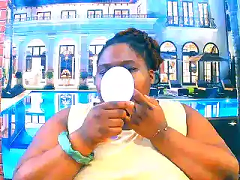 Snapshot of EbonyHotBuns chatting on 02.10.26 EbonyHotBuns online show from 02.10.26