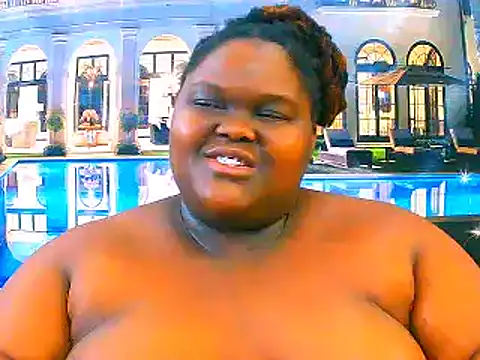 Snapshot of EbonyHotBuns chatting on 02.15.26 EbonyHotBuns online show from 02.15.26