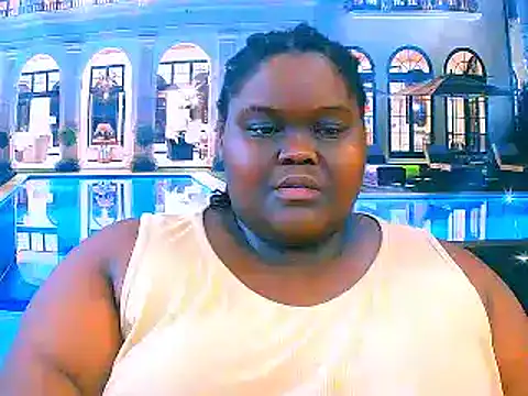 Snapshot of EbonyHotBuns chatting on 02.19.26 EbonyHotBuns online show from 02.19.26