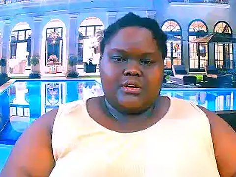 Snapshot of EbonyHotBuns chatting on 02.28.26 EbonyHotBuns online show from 02.28.26