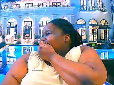 Snapshot of EbonyHotBuns chatting on 03.03.26 EbonyHotBuns online show from 03.03.26