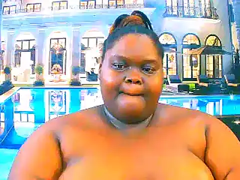 Snapshot of EbonyHotBuns chatting on 03.27.26 EbonyHotBuns online show from 03.27.26