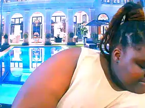 Snapshot of EbonyHotBuns chatting on 03.31.26 EbonyHotBuns online show from 03.31.26