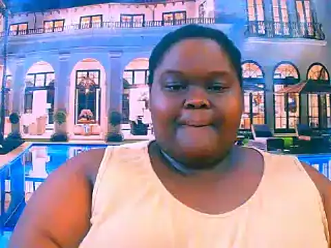Snapshot of EbonyHotBuns chatting on 05.23.26 EbonyHotBuns online show from 05.23.26
