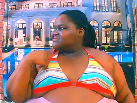 Snapshot of EbonyHotBuns chatting on 05.30.26 EbonyHotBuns online show from 05.30.26