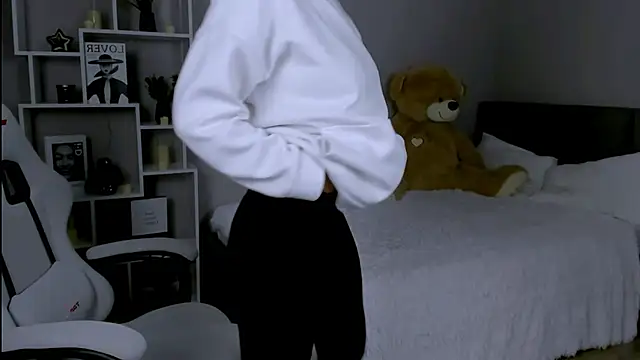 MichelleOrtis online show from 04.20.26