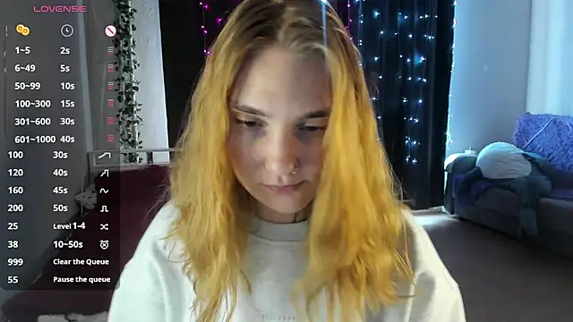 ReddHotPipper online show from 03.10.25