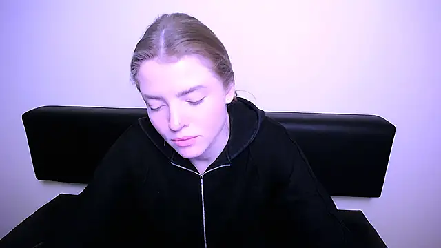 MissOliviaa  online show from 01.31.25