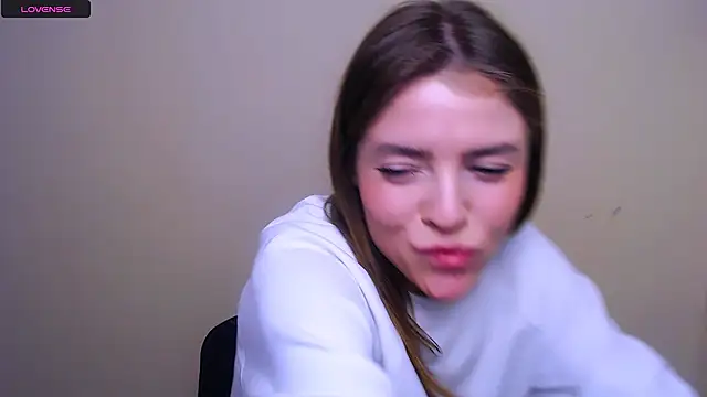 MissOliviaa  online show from 02.26.25