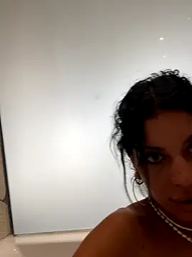 Snapshot of AlyssaHottv_ chatting on 09.23.25 AlyssaHottv online show from 09.23.25