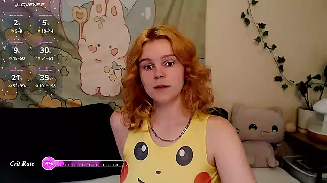 Snapshot of Moona_xx chatting on 08.04.26 Moona xx online show from 08.04.26
