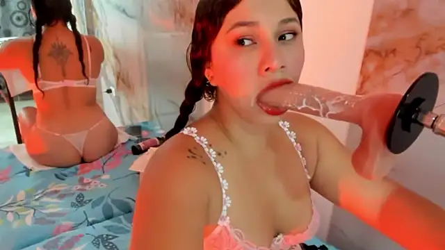 Snapshot of hade_cute chatting on 07.22.26 hade cute online show from 07.22.26