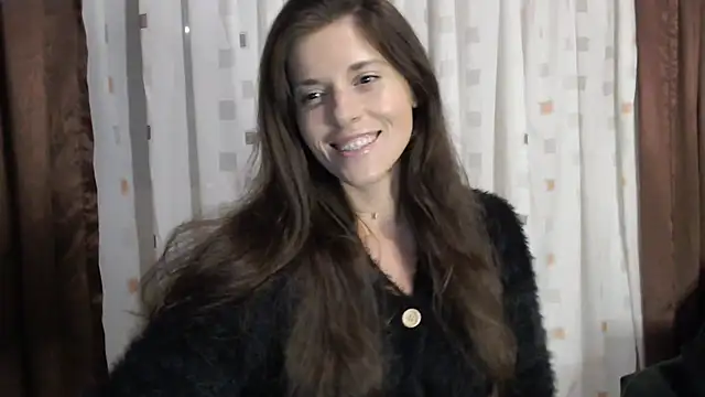Snapshot of SweetBabyGirl212 chatting on 10.18.25 SweetBabyGirl212 online show from 10.18.25
