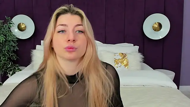 HelenaMorgan online show from 03.12.25