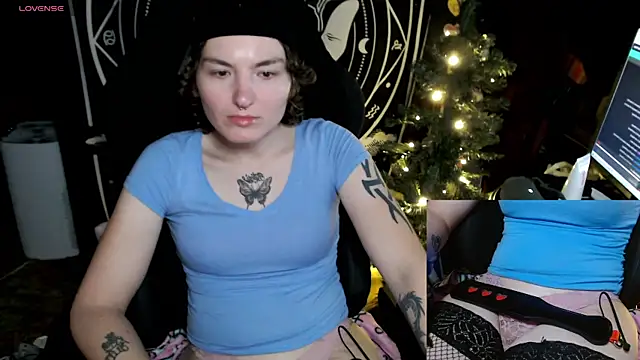 BrandiWRLD 999 online show from 12.10.24