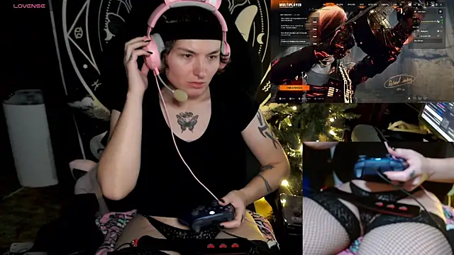 BrandiWRLD 999 online show from 12.12.24