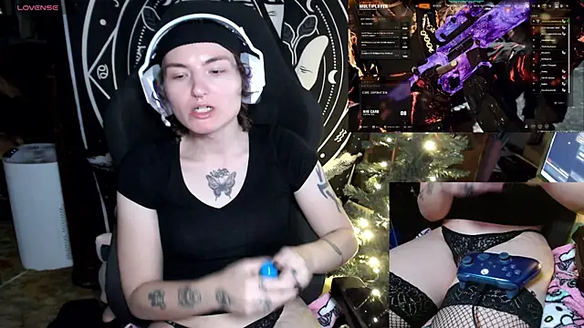 BrandiWRLD 999 online show from 12.20.24