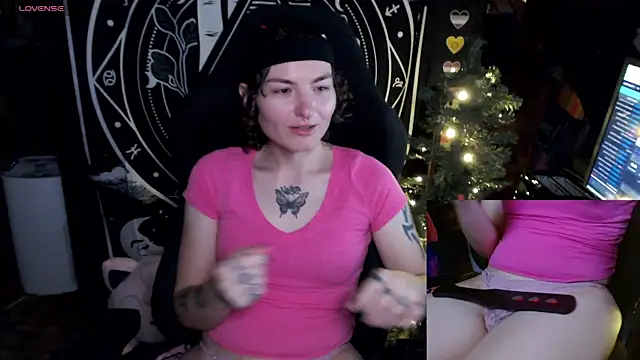 BrandiWRLD 999 online show from 12.23.24