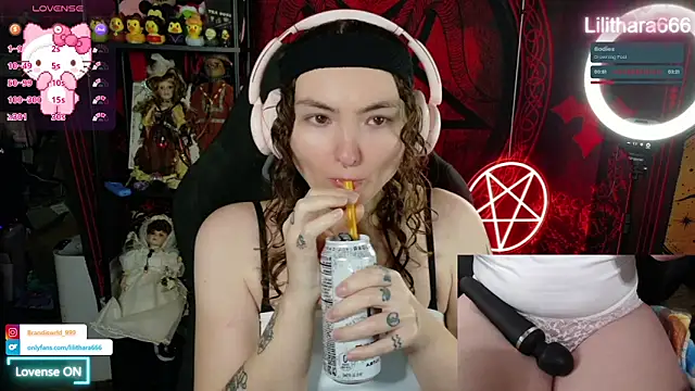 BrandiWRLD 999 online show from 01.10.26