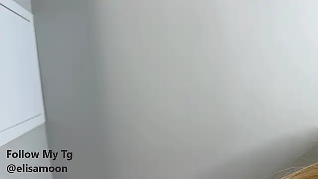 elisa moon online show from 03.13.25