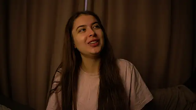 elisa moon online show from 12.16.25