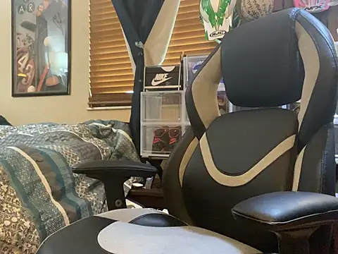 slutty guy12 online show from 02.02.25