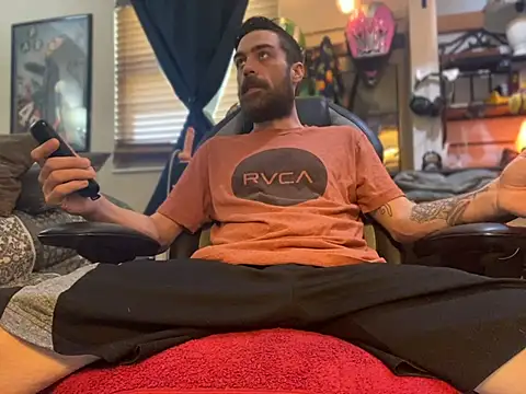 slutty guy12 online show from 03.14.25