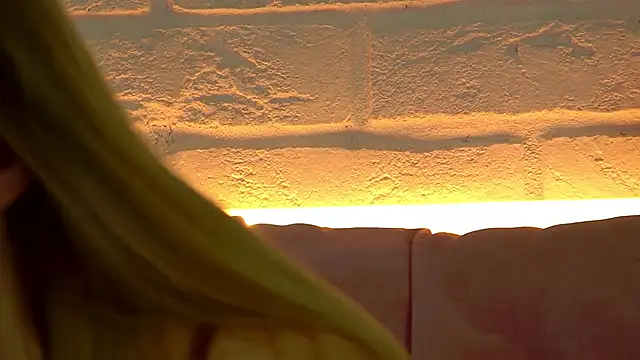 MilanaBalmain online show from 11.19.25