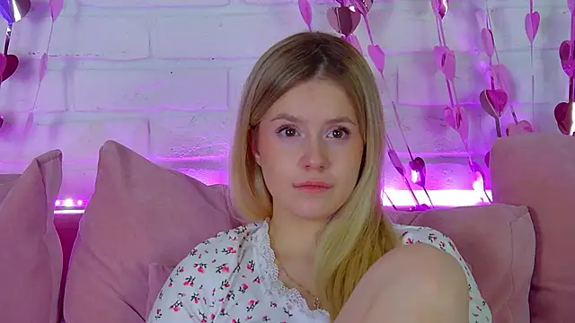 MilanaBalmain online show from 02.16.26