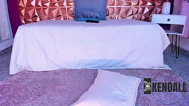 keendaall online show from 12.24.24