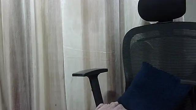 Lovely Sanvi online show from 03.19.25